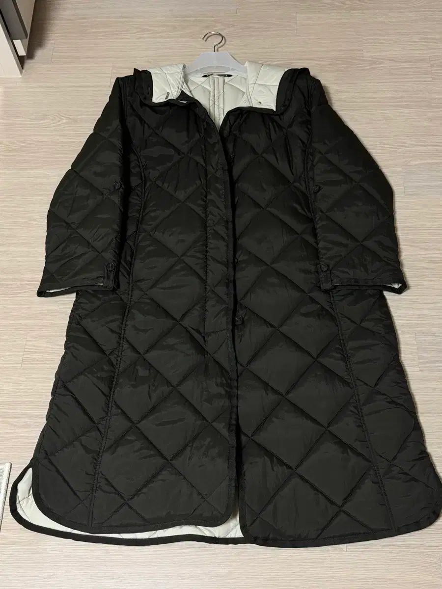 [未使用]アシックス ランニングシューズ GT-2000 9 25.5CM KU92130空調服 混紡 スペーサー一体 FAN2400SPBB/LISUPER1 銀 M