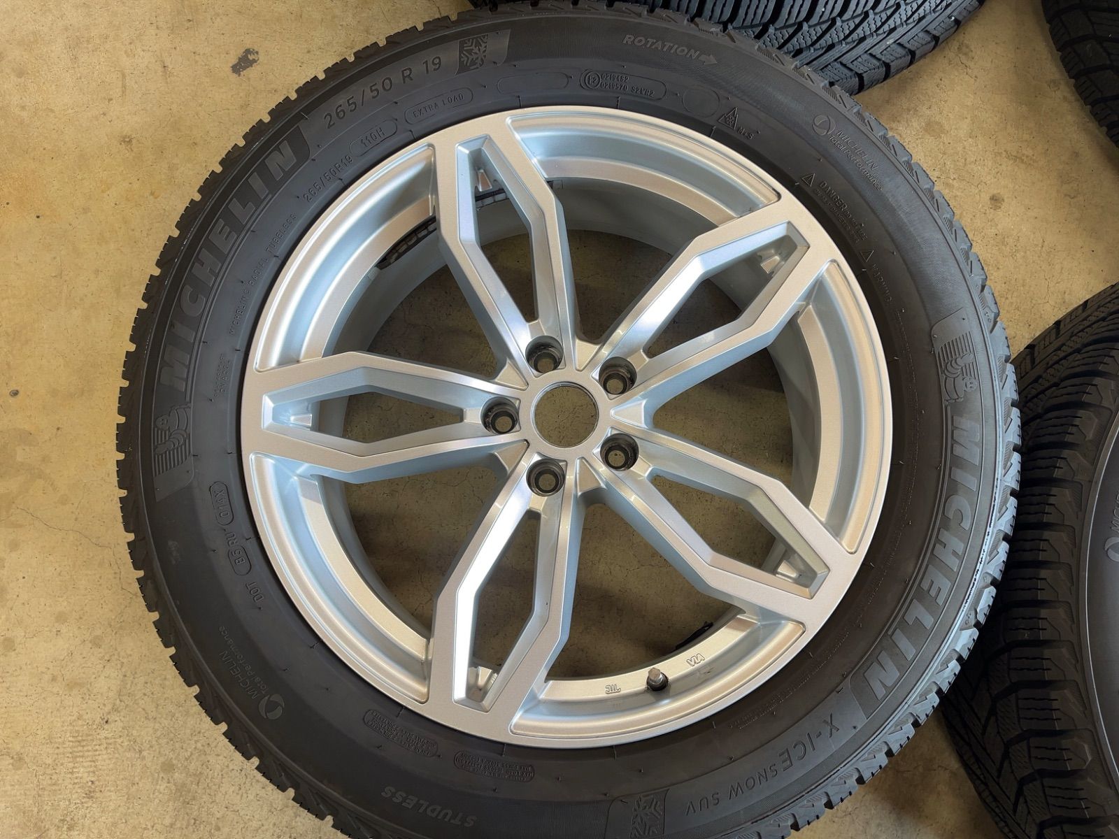 BMW X 5 G 05 6 06 ミシュラン スノー 4本セット