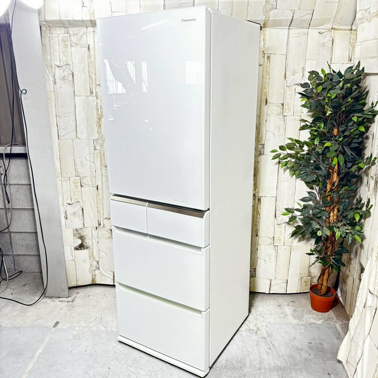 2020年製】 Panasonic パナソニック NR-E415PV-W ノンフロン冷凍冷蔵庫 