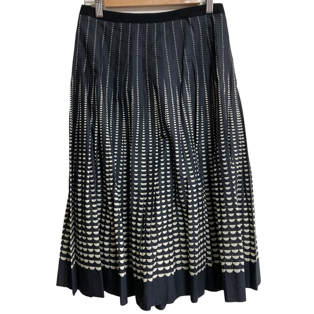 美品 MARGARET HOWELL マーガレットハウエル コットン ハーフムーン