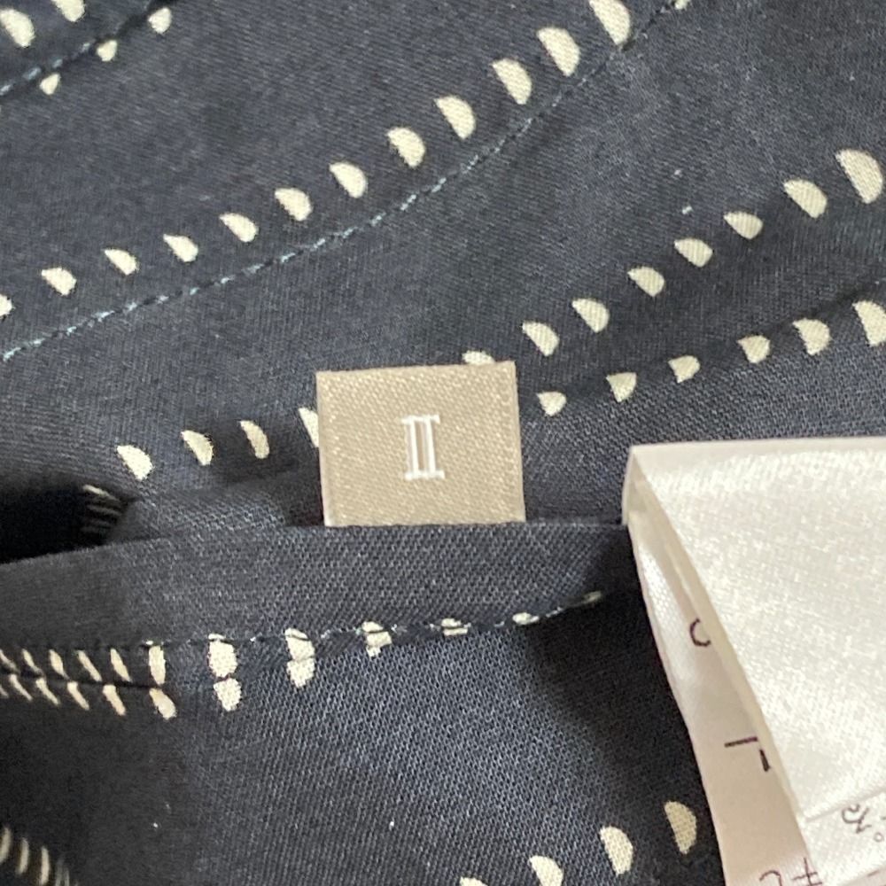 美品 MARGARET HOWELL マーガレットハウエル コットン ハーフムーン