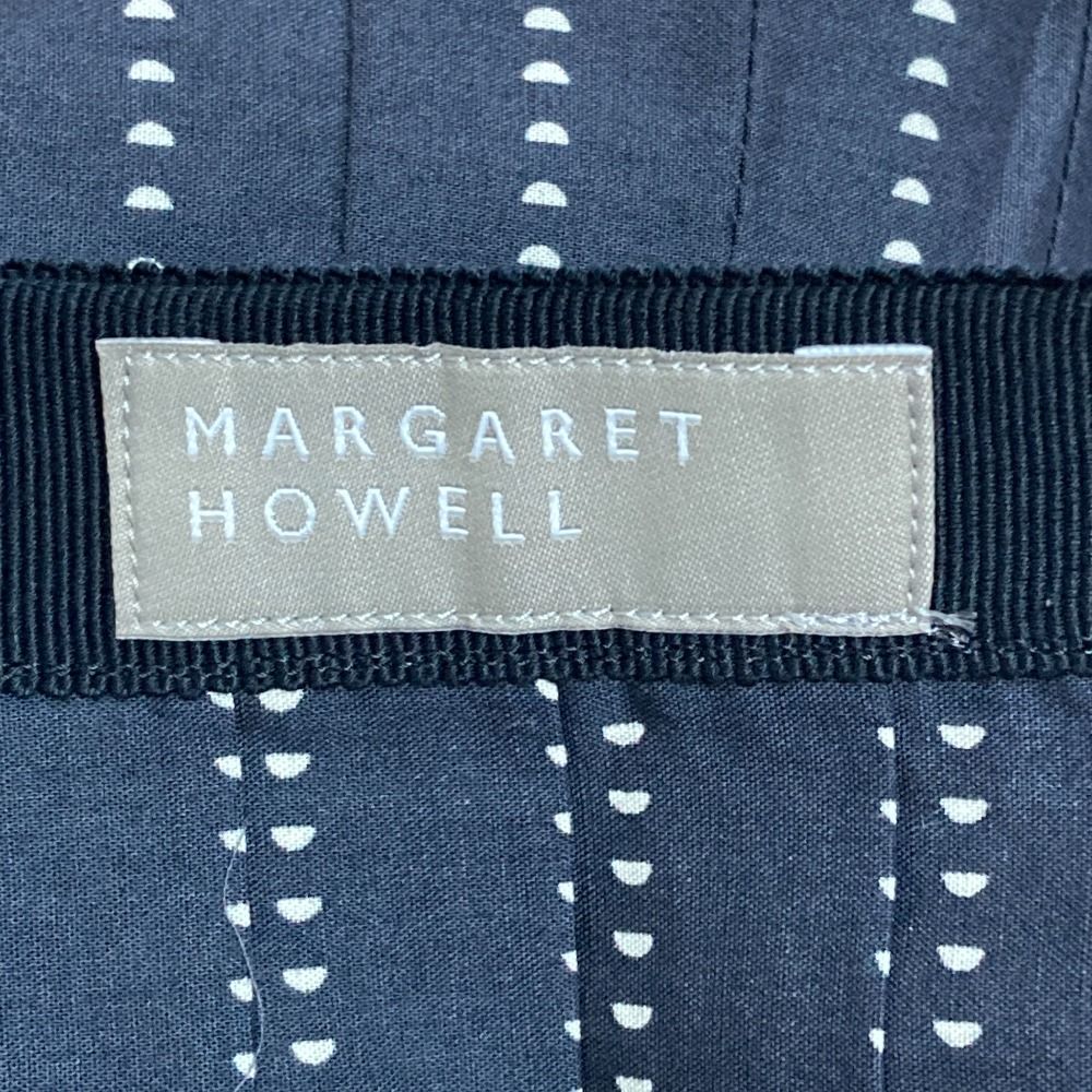 美品 MARGARET HOWELL マーガレットハウエル コットン ハーフムーン