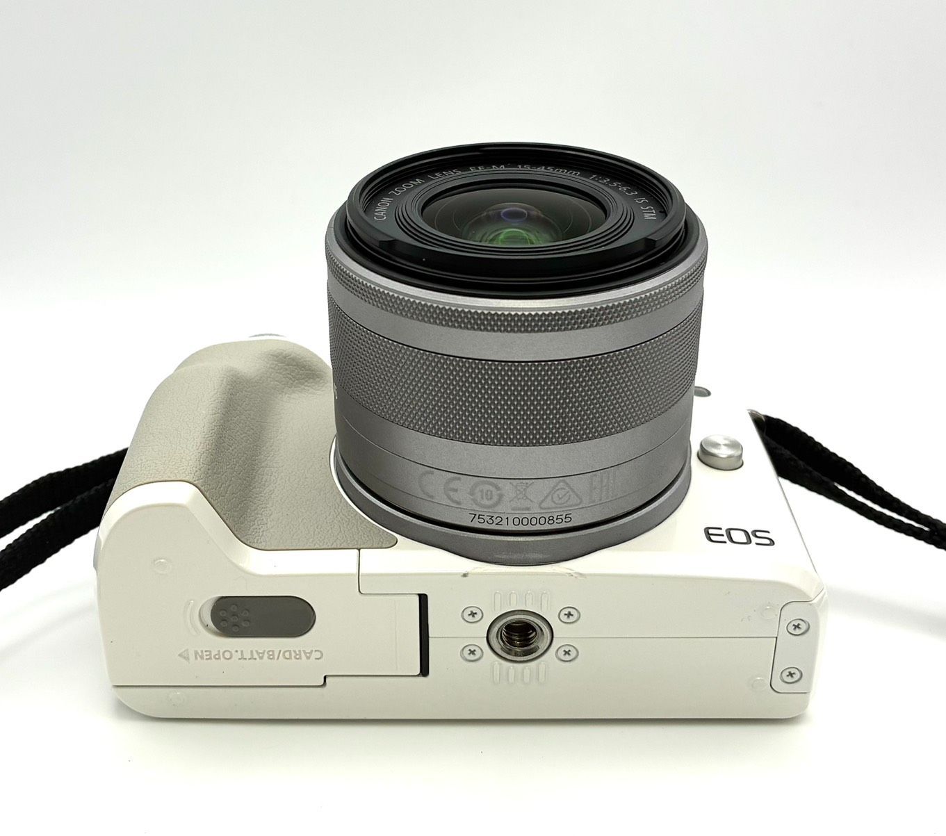 動作確認済 極美品 使用わずか】Canon EOS Kiss M PC2328 イオス キス