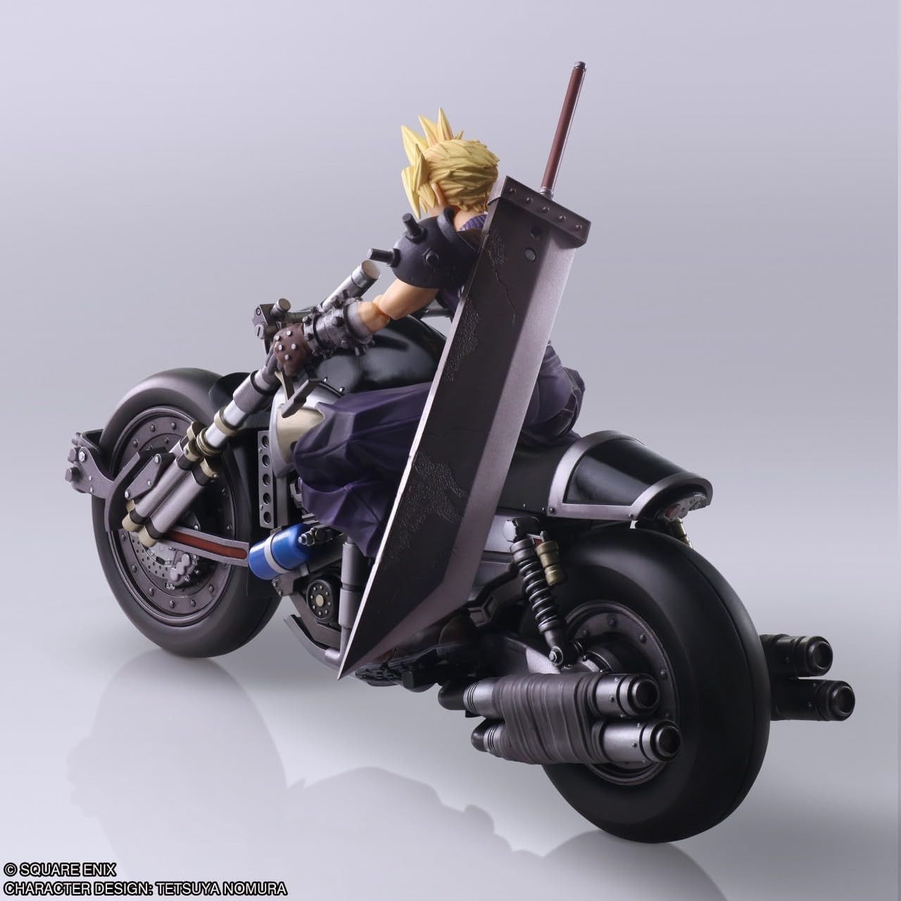 新品未開封 FINAL FANTASY VII BRING ARTS クラウド・ストライフ