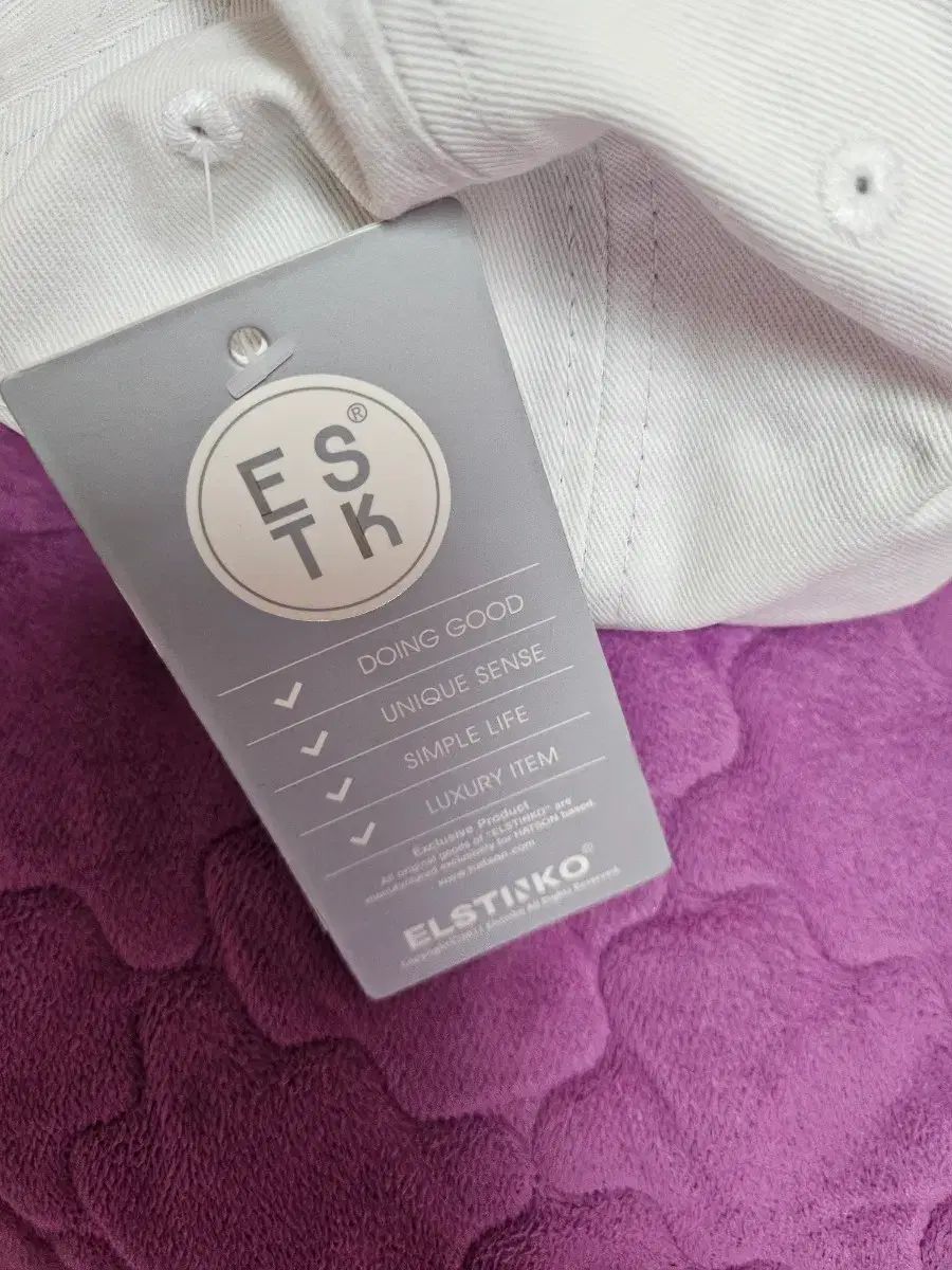 ベースボールキャップ