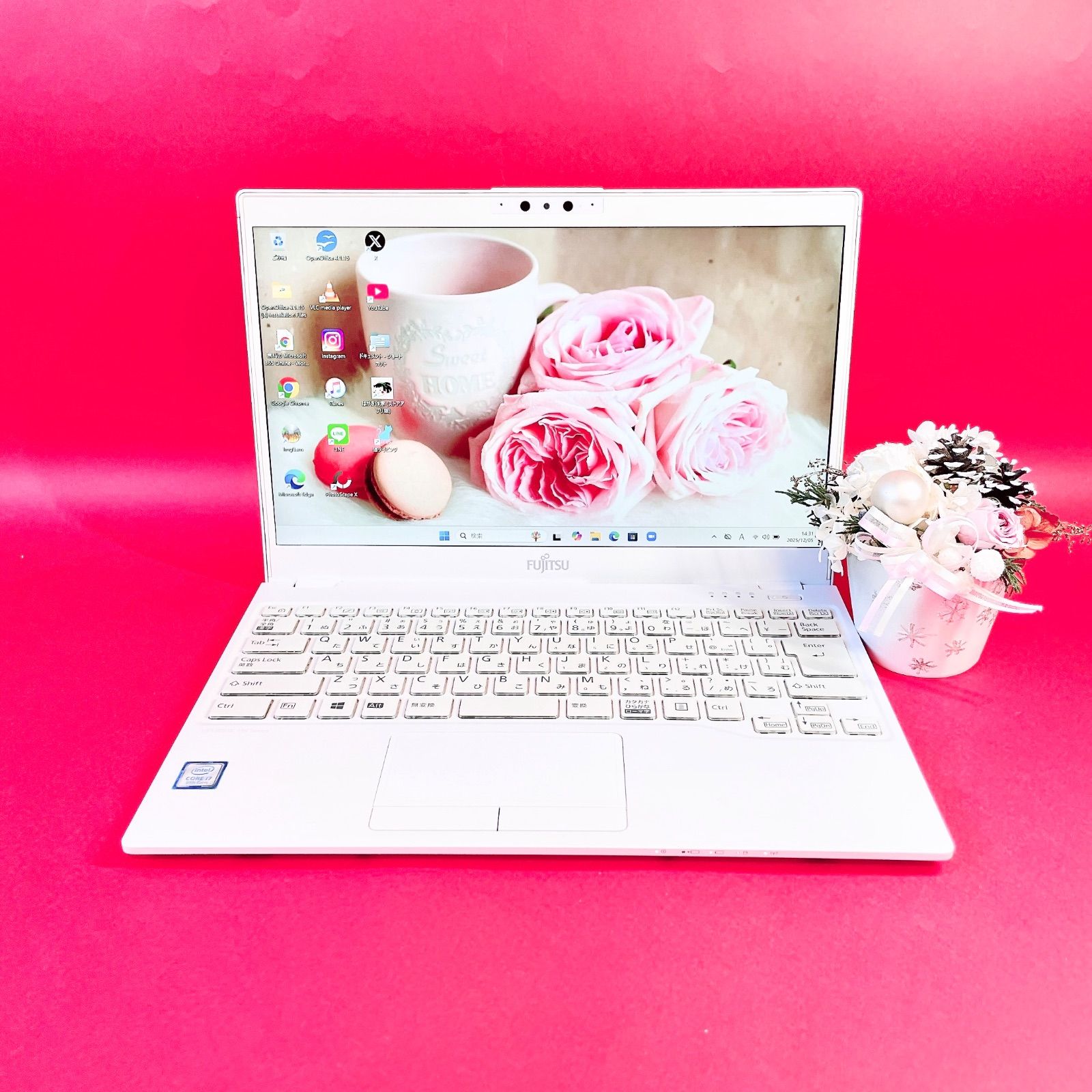 美品✨️Windows11切り替えに❣️小型軽量ノートパソコン Corei7 第8