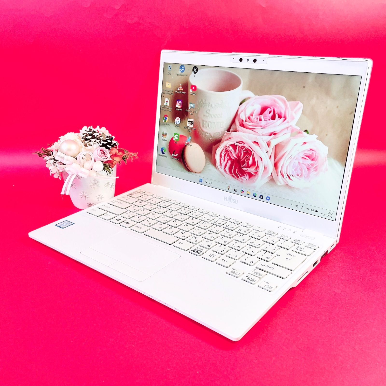 美品✨️Windows11切り替えに❣️小型軽量ノートパソコン Corei7 第8