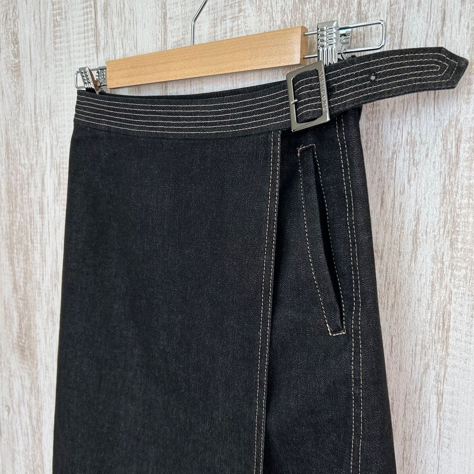 BURBERRY LONDON バーバリーロンドン ノバチェック ベルト付き ひざ丈