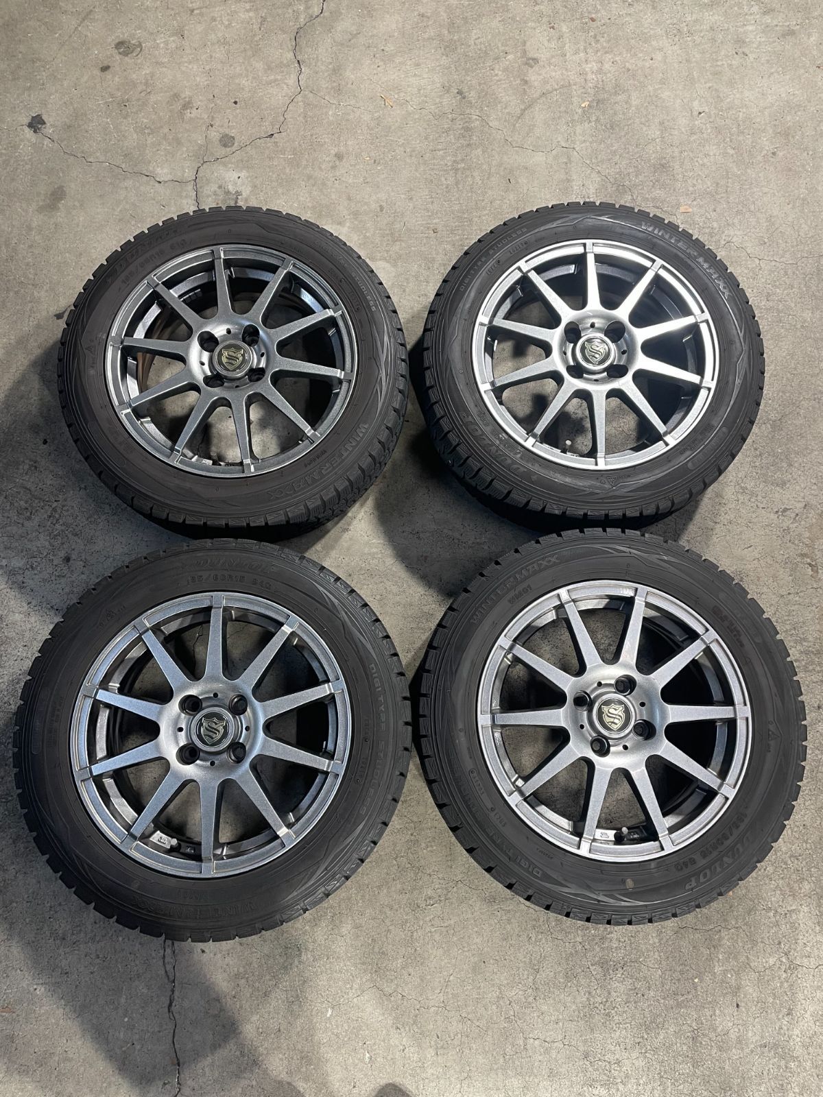 ルノートゥインゴ タイヤアルミホイールセット ENKEI 15インチ