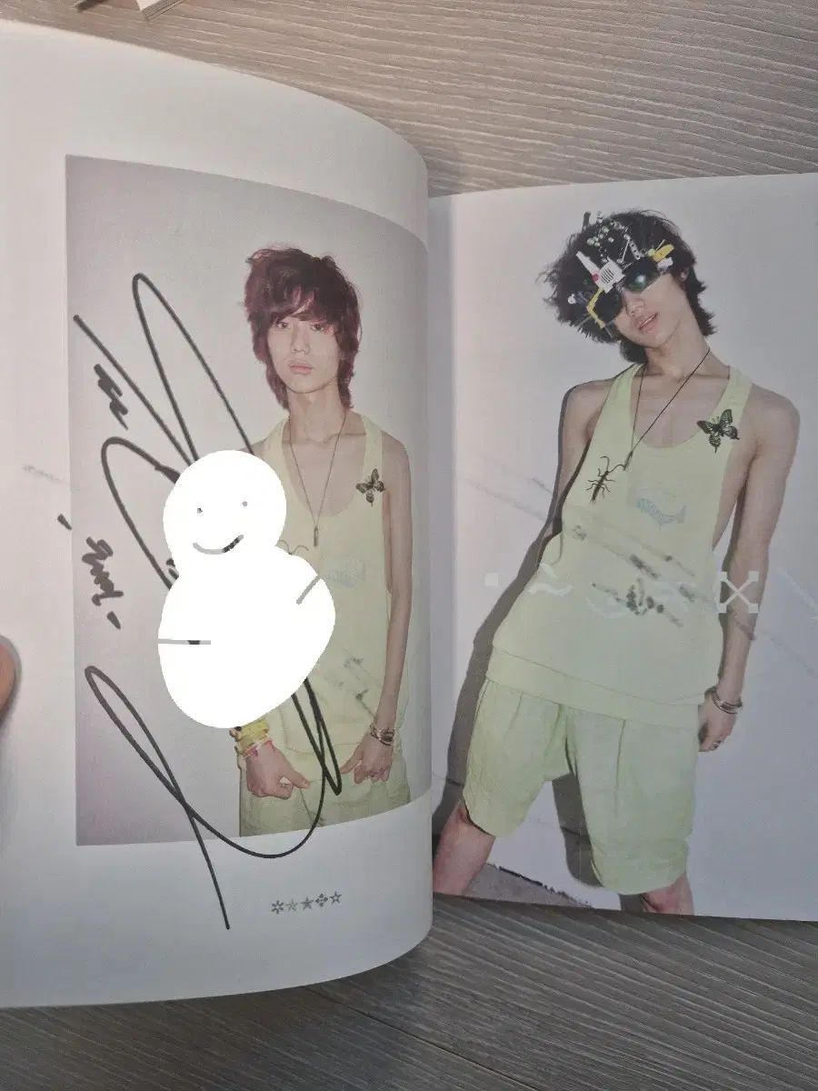  SHINee Romeo オンユ 全メンバー サイン入り アルバム その他 タレントグッズ