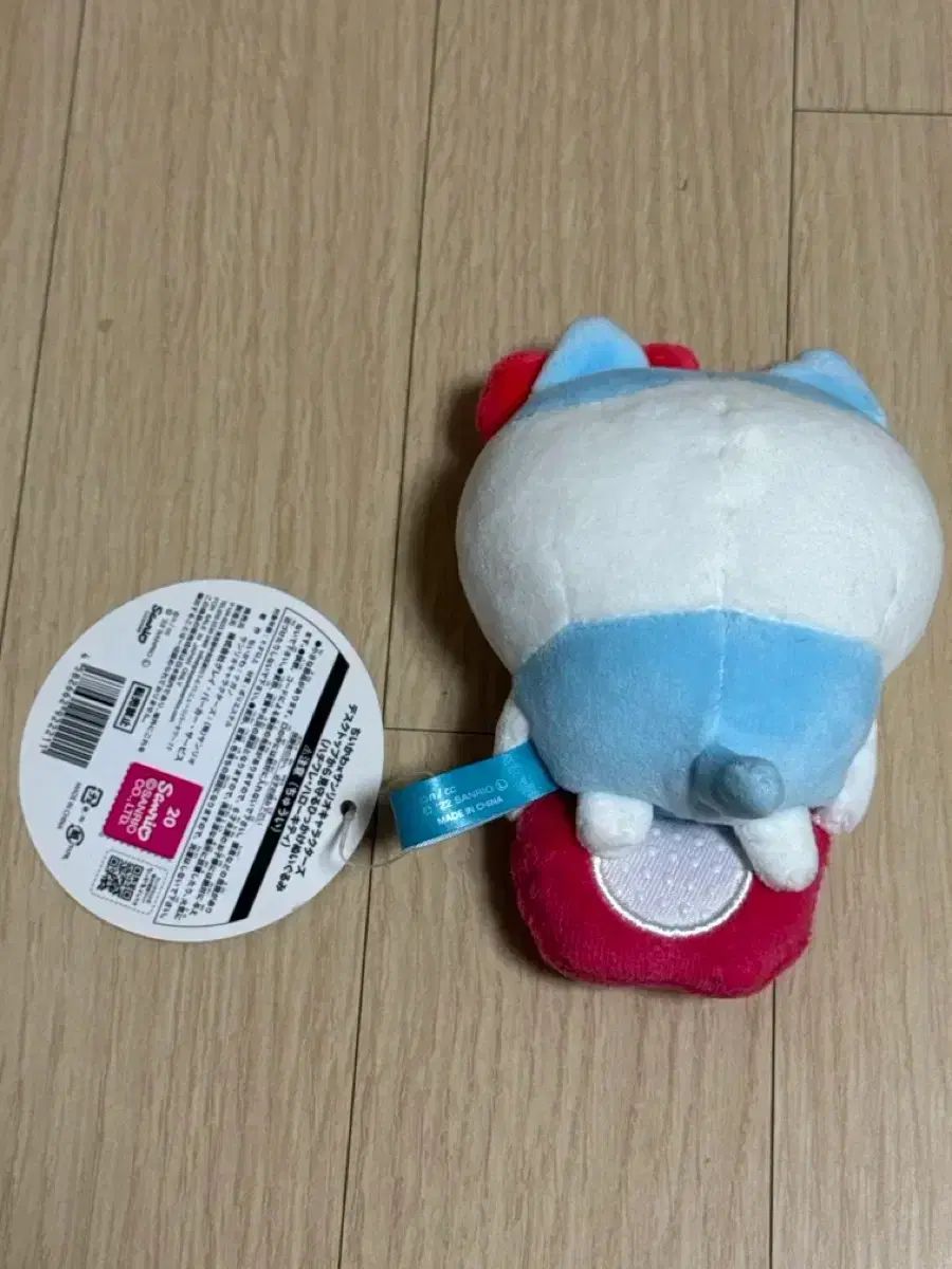 ハチワレ サンリオ デスクトップ ガール ぬいぐるみ