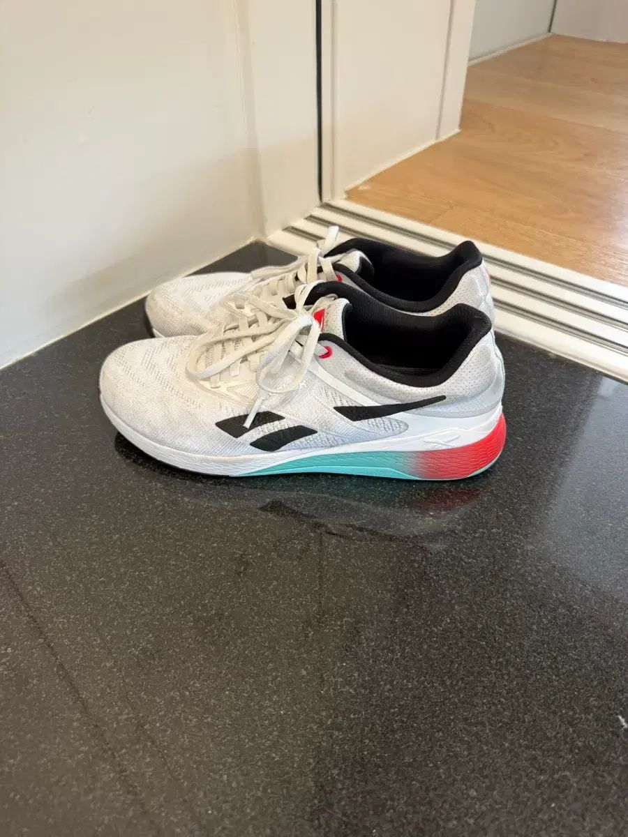 260 リーボック ナノ X 5 白 レッド