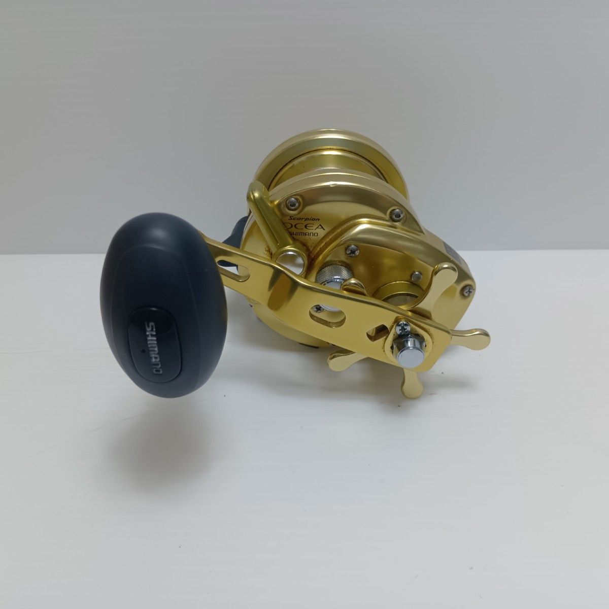  SHIMANO シマノ ベイトリール RH 302 ベイトリール(ルアー用) リール