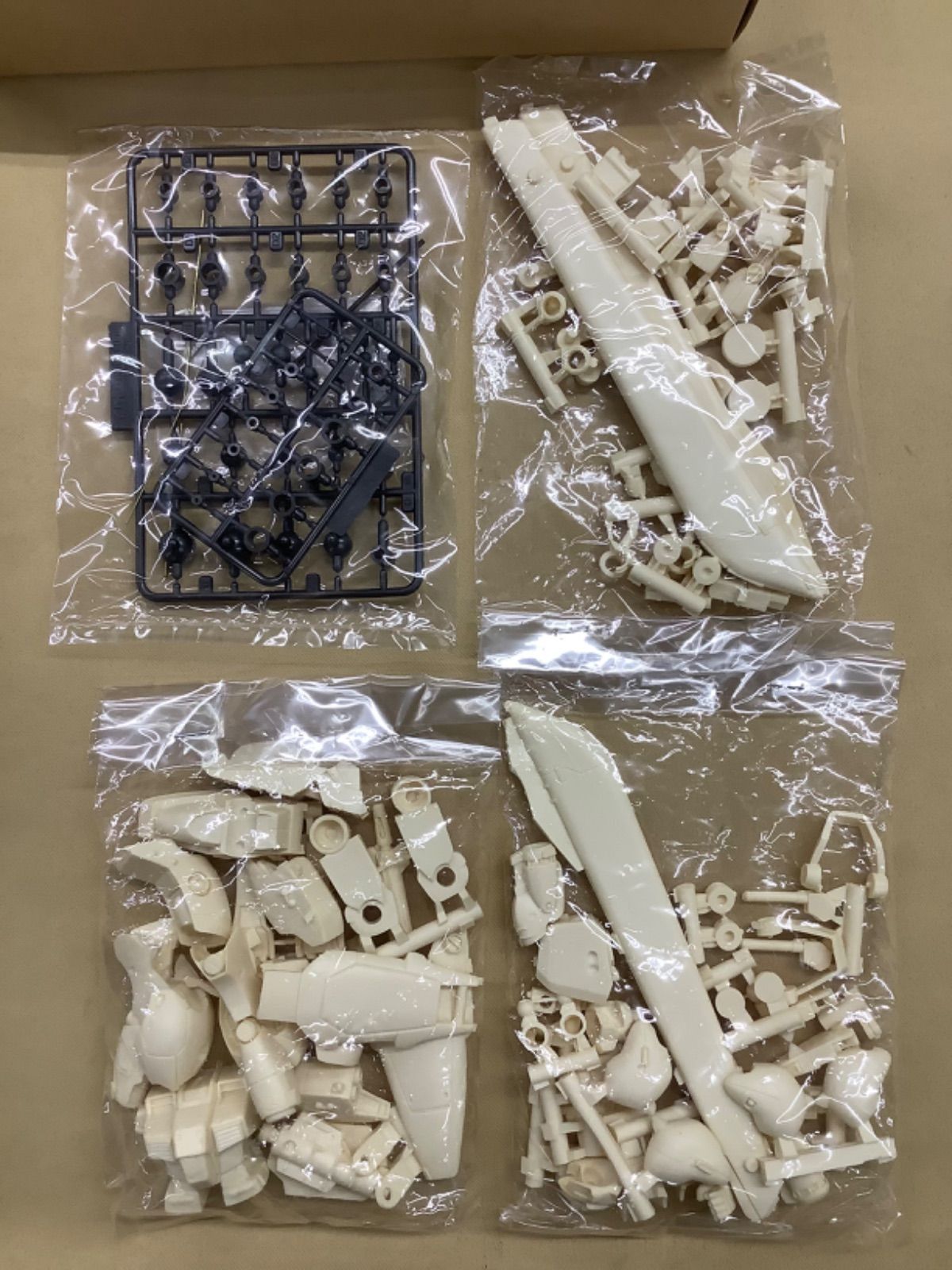 B CLUB 1/144 「機動戦士ガンダム0083」 GP04G ガーベラ B CLUB 1/144 「機動戦士ガンダム0083」 GP04G ガーベラ - メルカリ