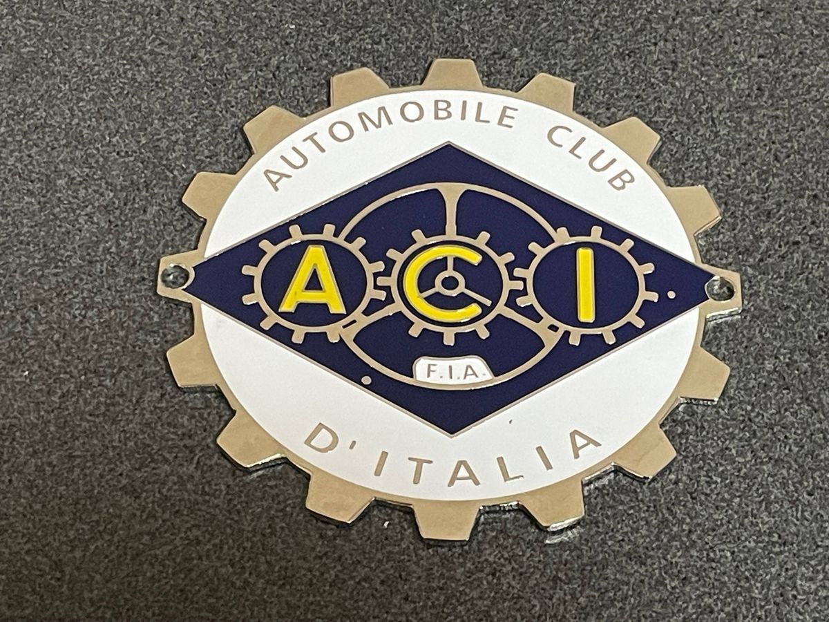 イタリア自動車クラブ ACI グリル バッジ カー バッチ
