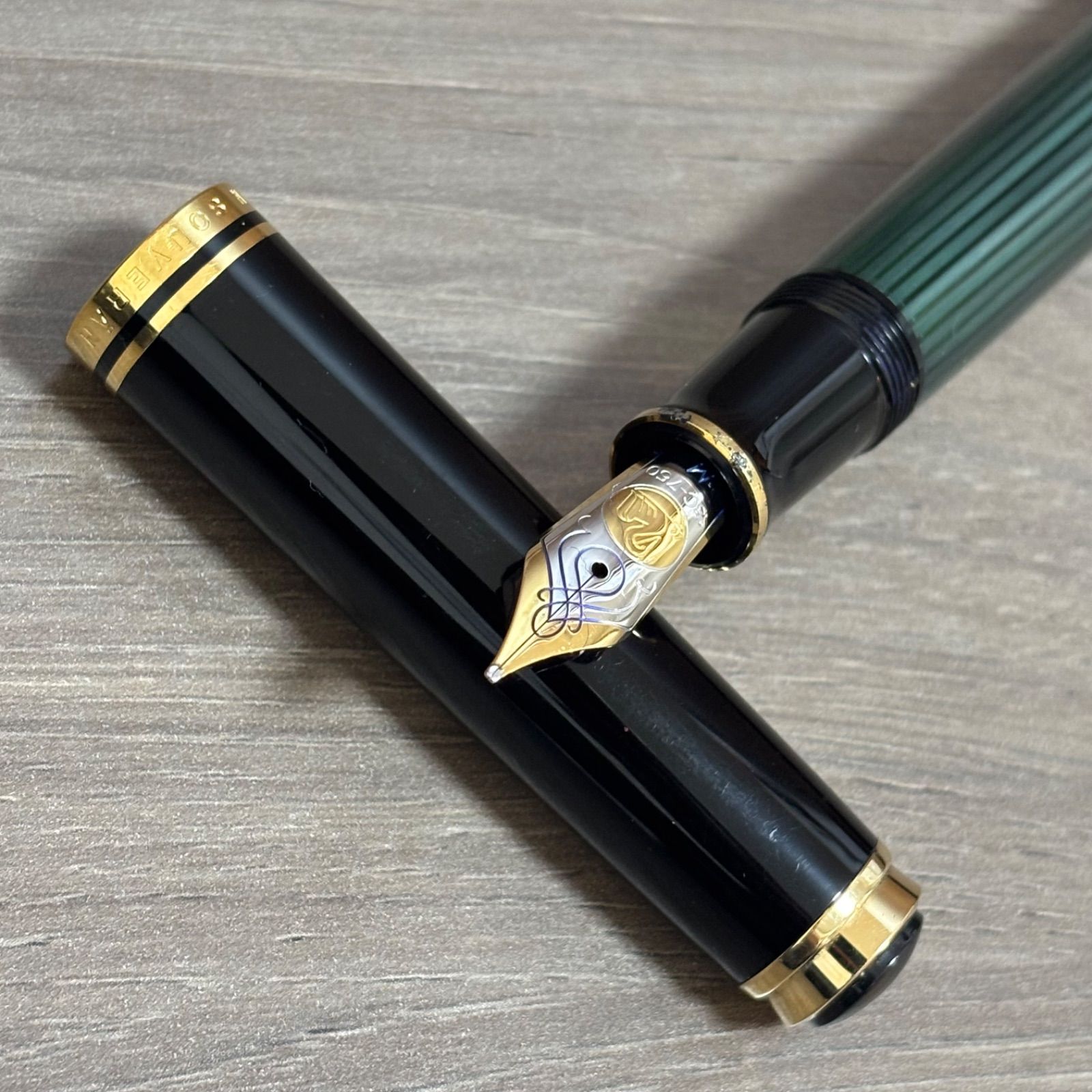 PELIKAN ペリカン k 18 金 750ペン先 万年筆 グリーン スーベレーン SOUVERAN 筆記用具 文房具 緑縞