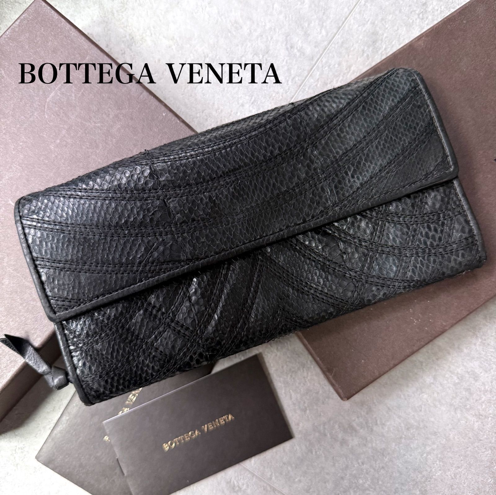 希少 BOTTEGA VENETA ボッテガヴェネタ パイソン レザー 長財布