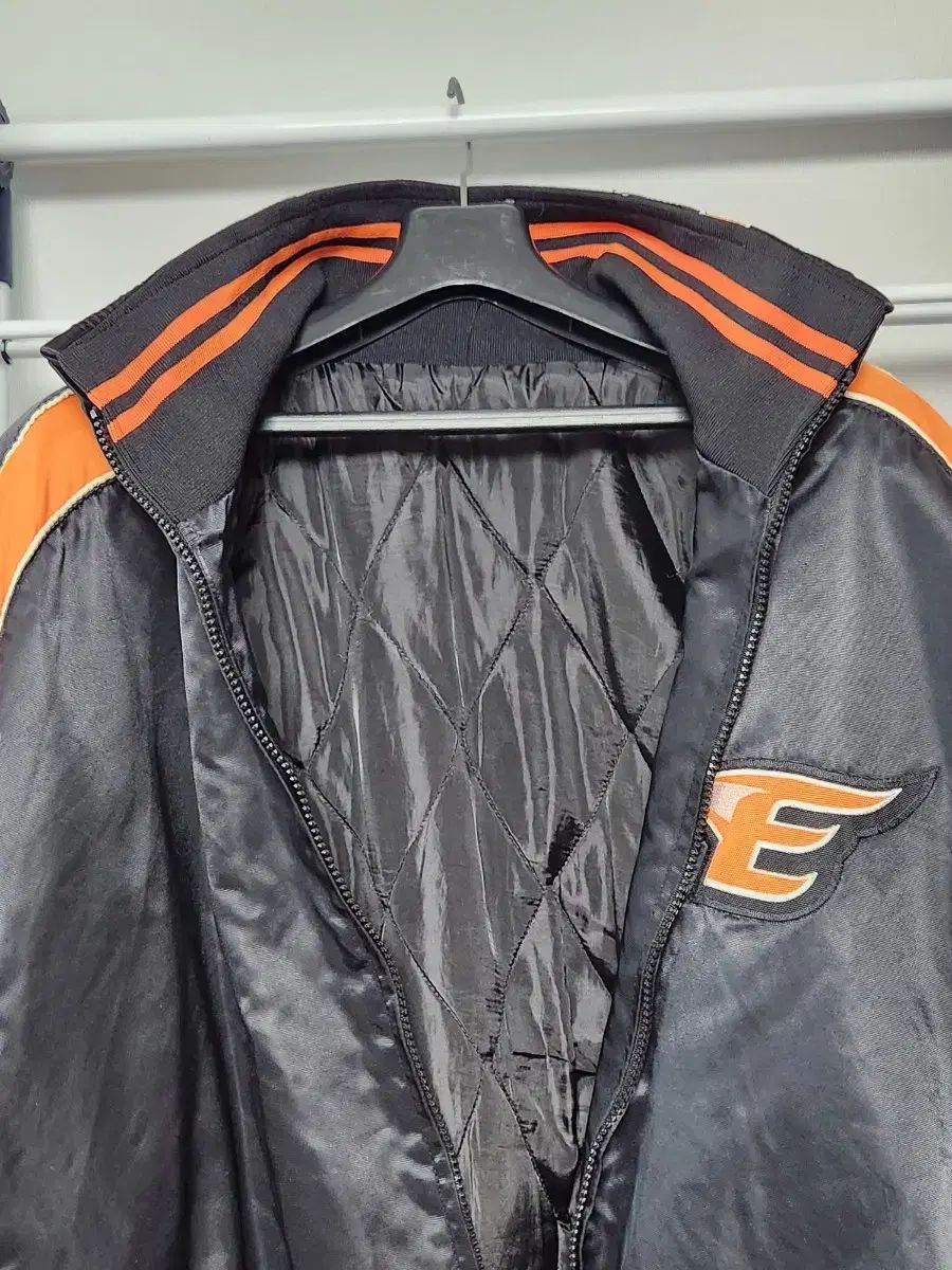 Hanwhae Eagles ハンファ イーグルス 選手用 冬 アウター 野球レビュー その他 