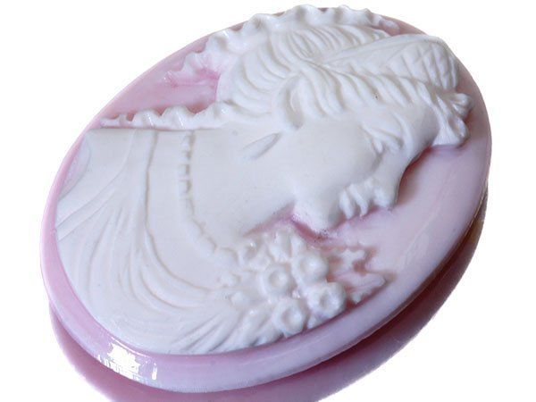 ジュエリー極】美しい女性の彫刻 高級コンクシェルカメオルース 35.5