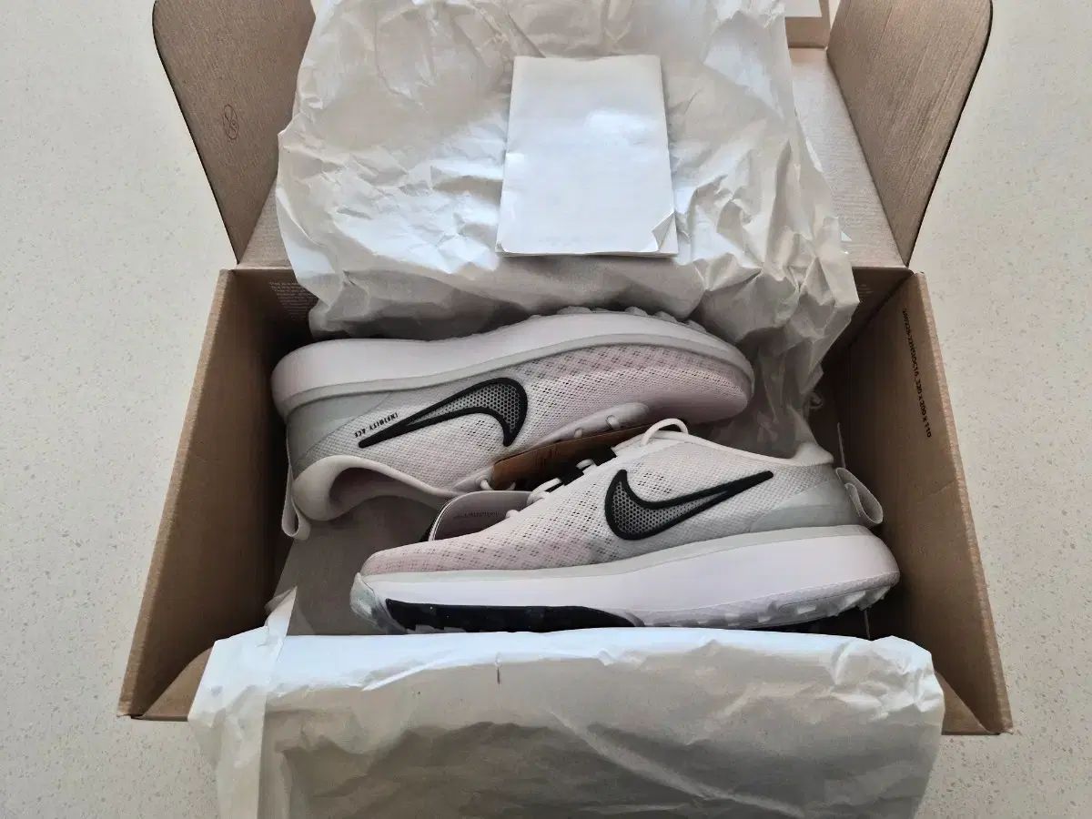 NIKE ナイキ インフィニティ レディース ゴルフシューズ 235 mm