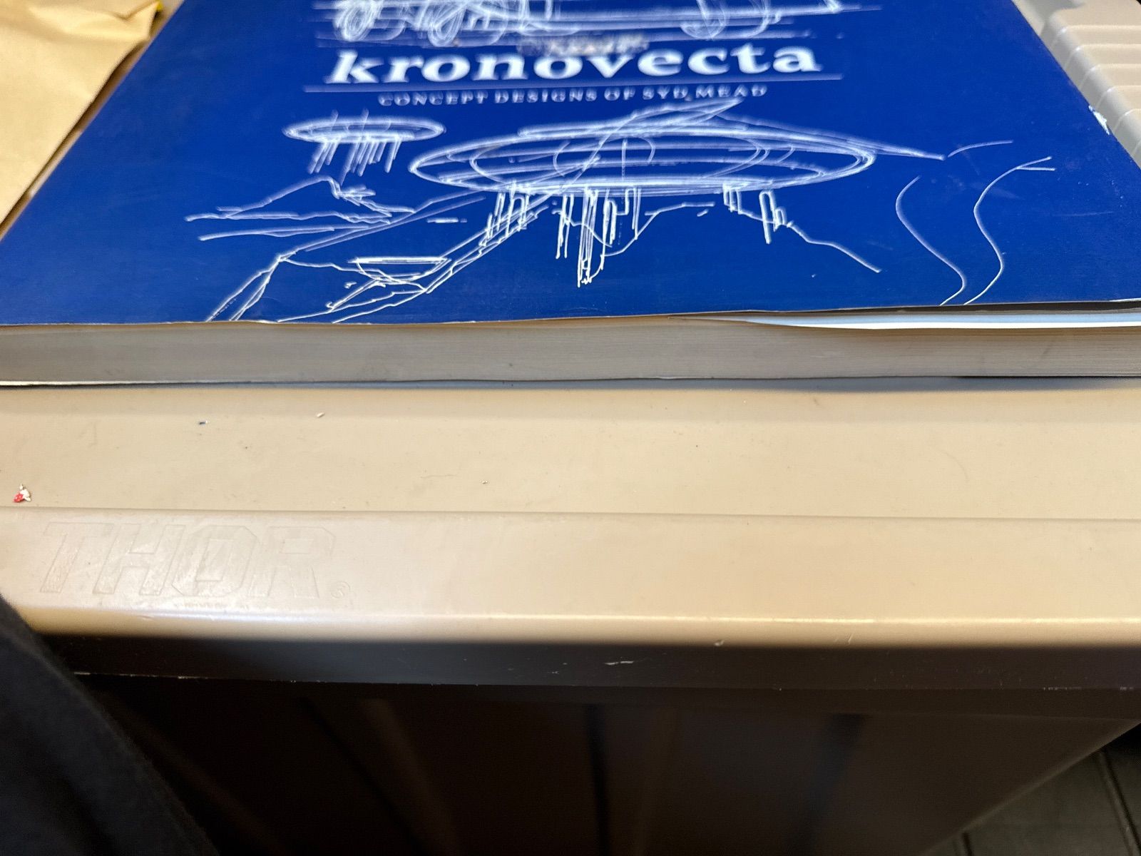 クロノログ シド・ミード KRONOLOG Syd Mead Kronovecta: Concept