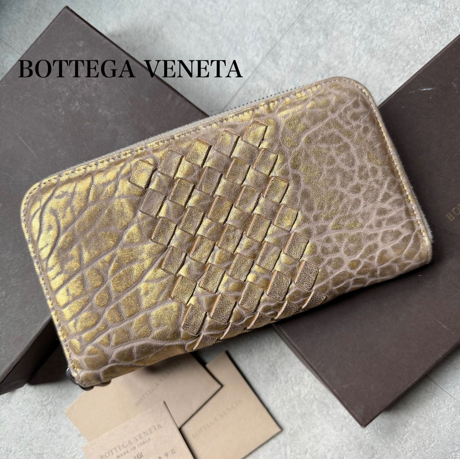 希少 BOTTEGA VENETA ボッテガヴェネタ ラウンドファスナー長財布 