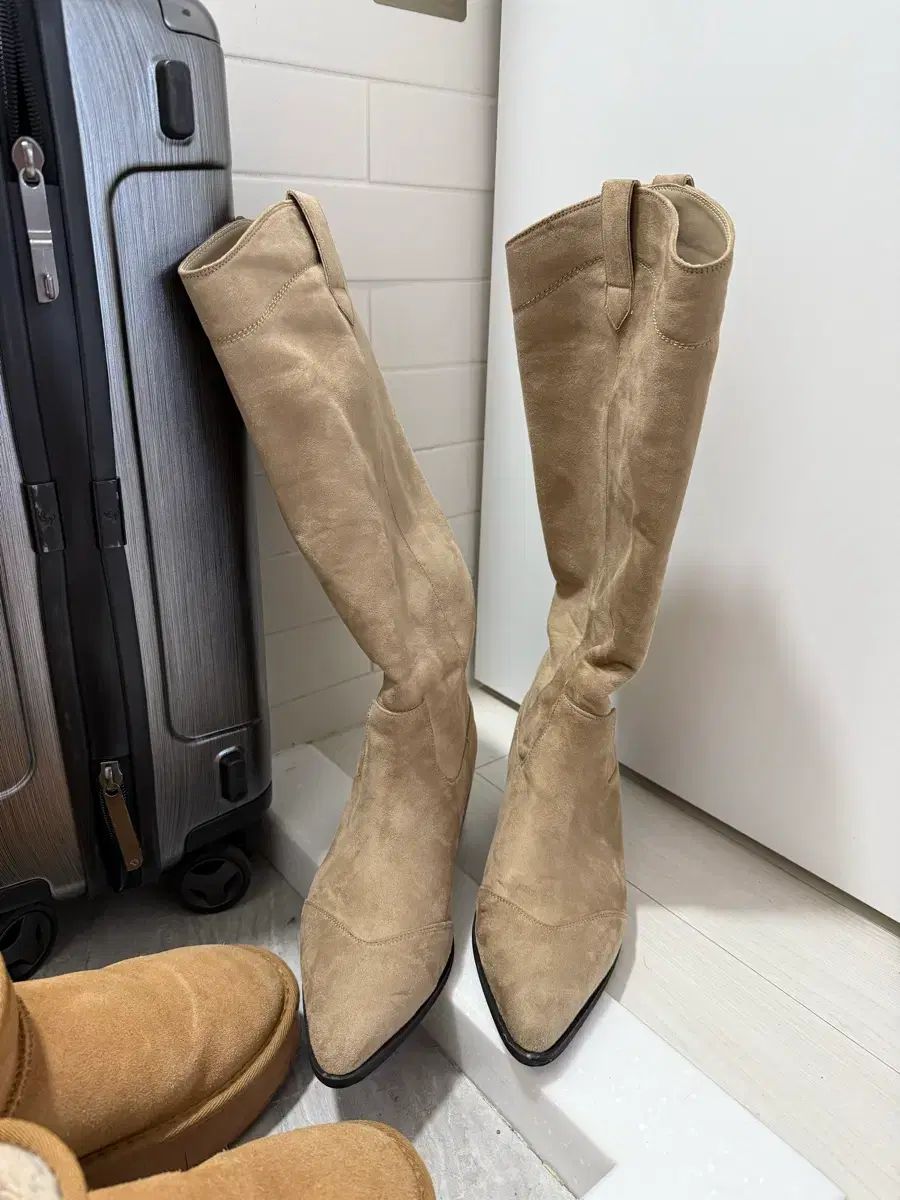 レイジーアンド ロングブーツ カーキベージュ 245