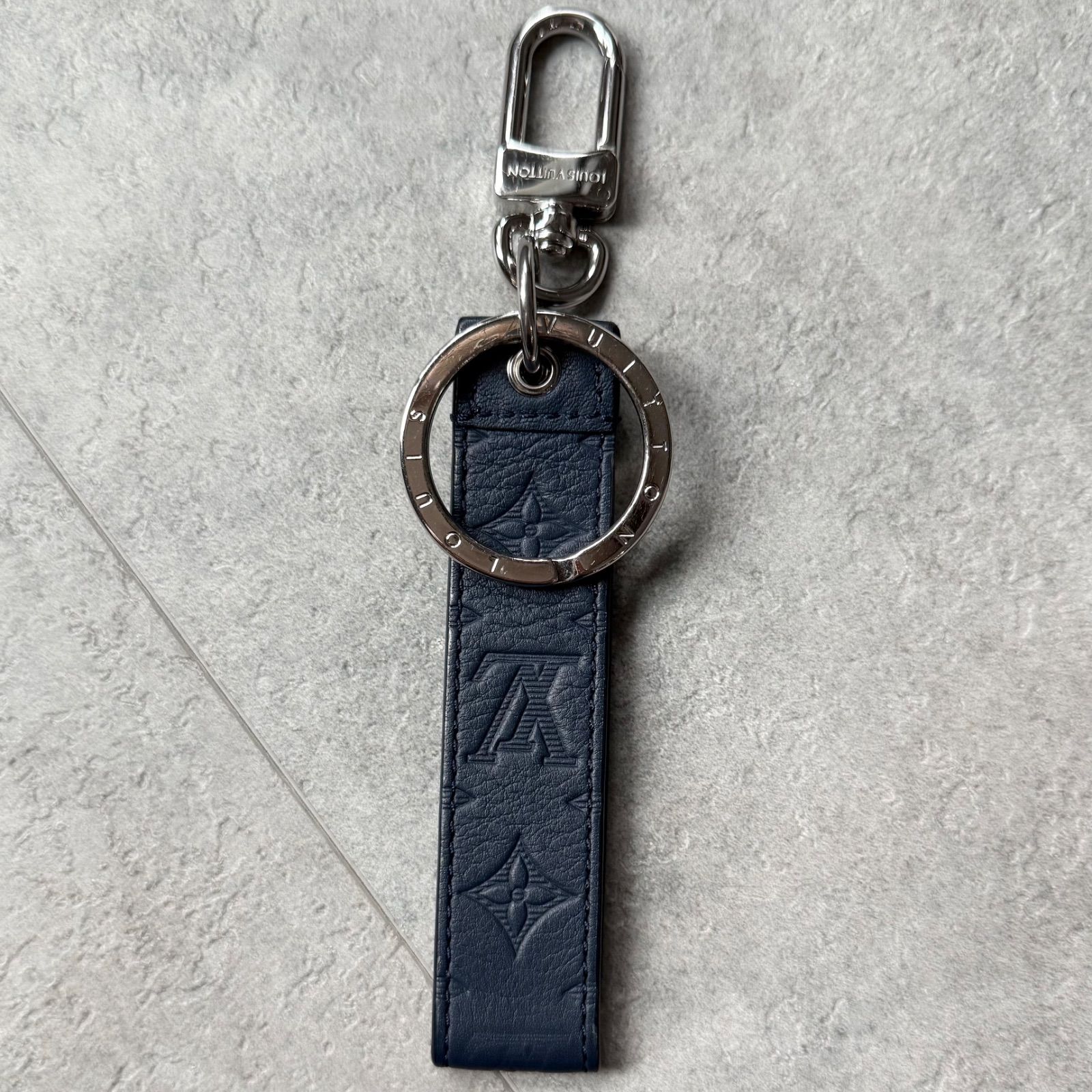 極美品 LOUIS VUITTON ルイヴィトン モノグラム シャドウ キーホルダー