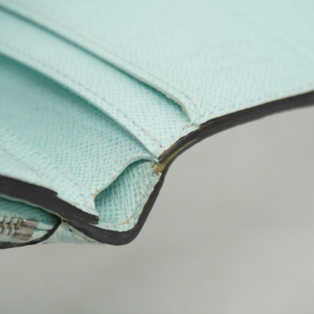 5pa0967】ルイヴィトン 三つ折り財布 エピ ポルトフォイユツイスト