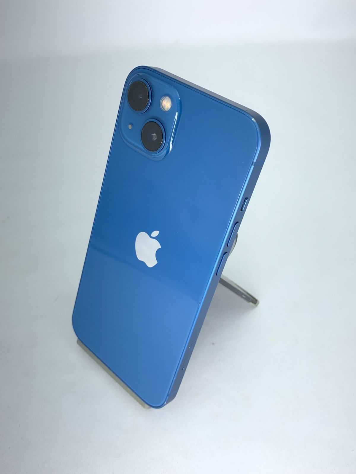 中古・バッテリー劣化・フレームキズ有】iPhone 13 256GB ブルー sim