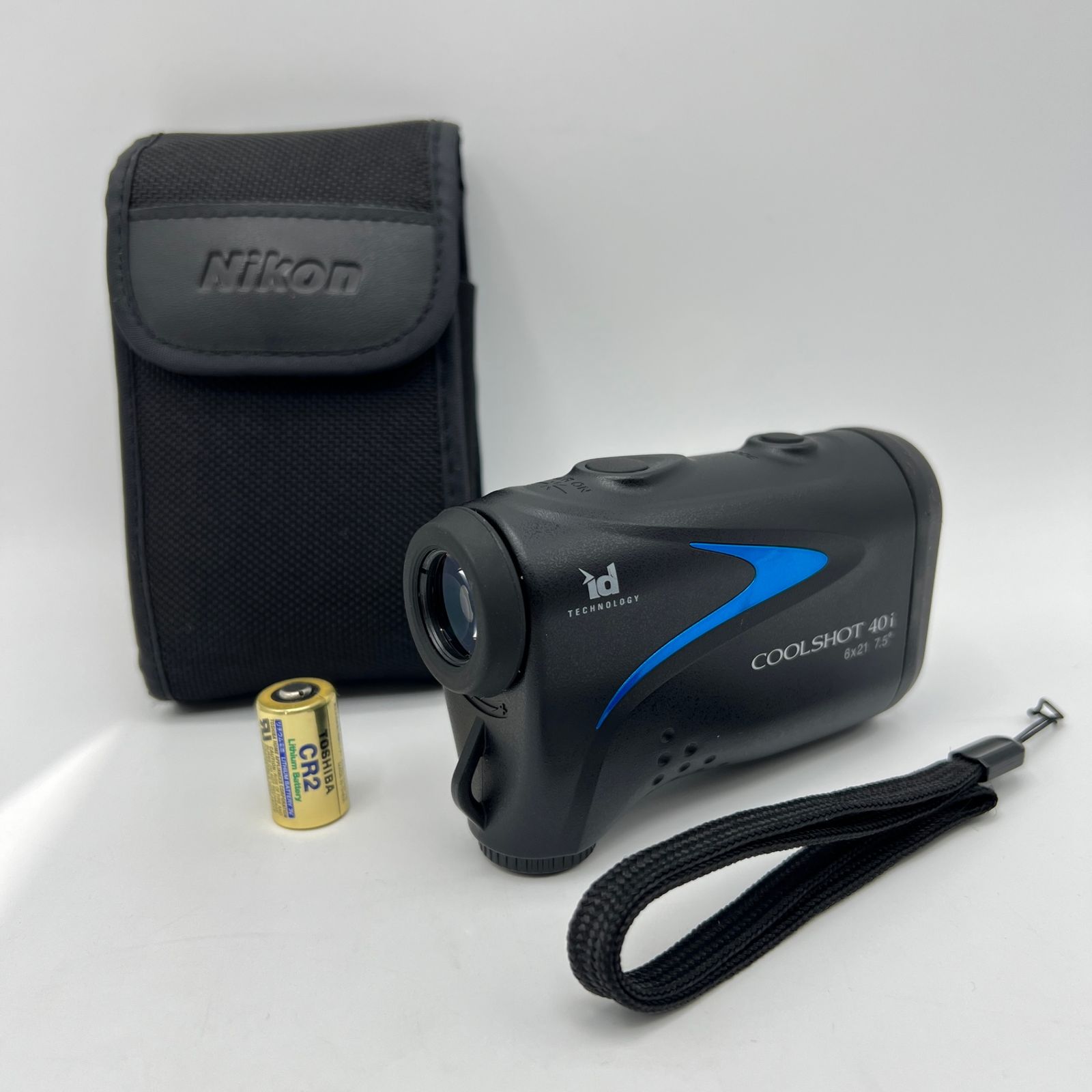 NIKON 40 i ゴルフ用レーザー距離計 LCS 携帯型 ニコン クールショット 本体