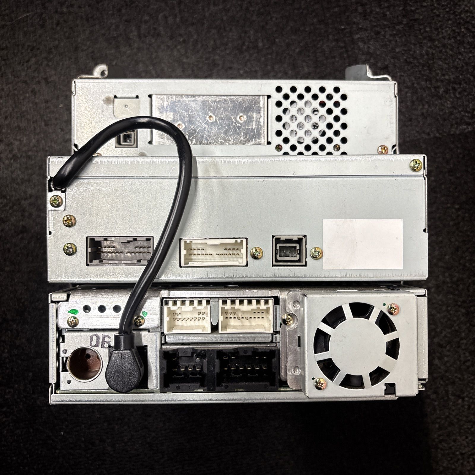 送料無料】日産 C35 ローレル後期 純正マルチナビ エアコン ステー付き