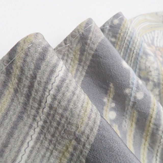 ❁tomihisa❁新品 滝泰謹製 相良刺繍 絞り 着物 正絹 仕付け糸付“桜や