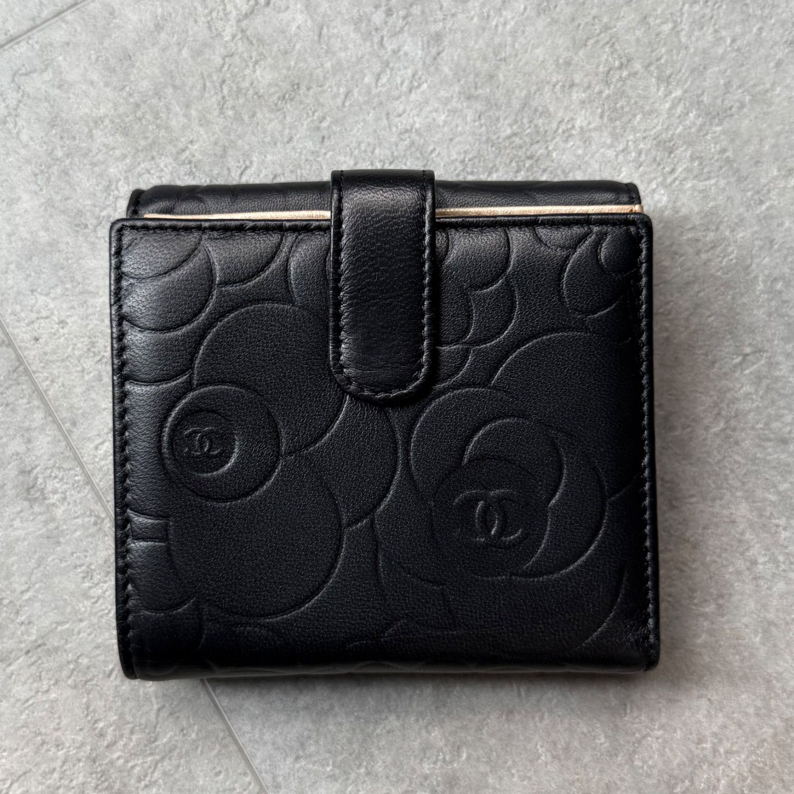 極美品 CHANEL シャネル カメリアココマーク wホック 二つ折り財布