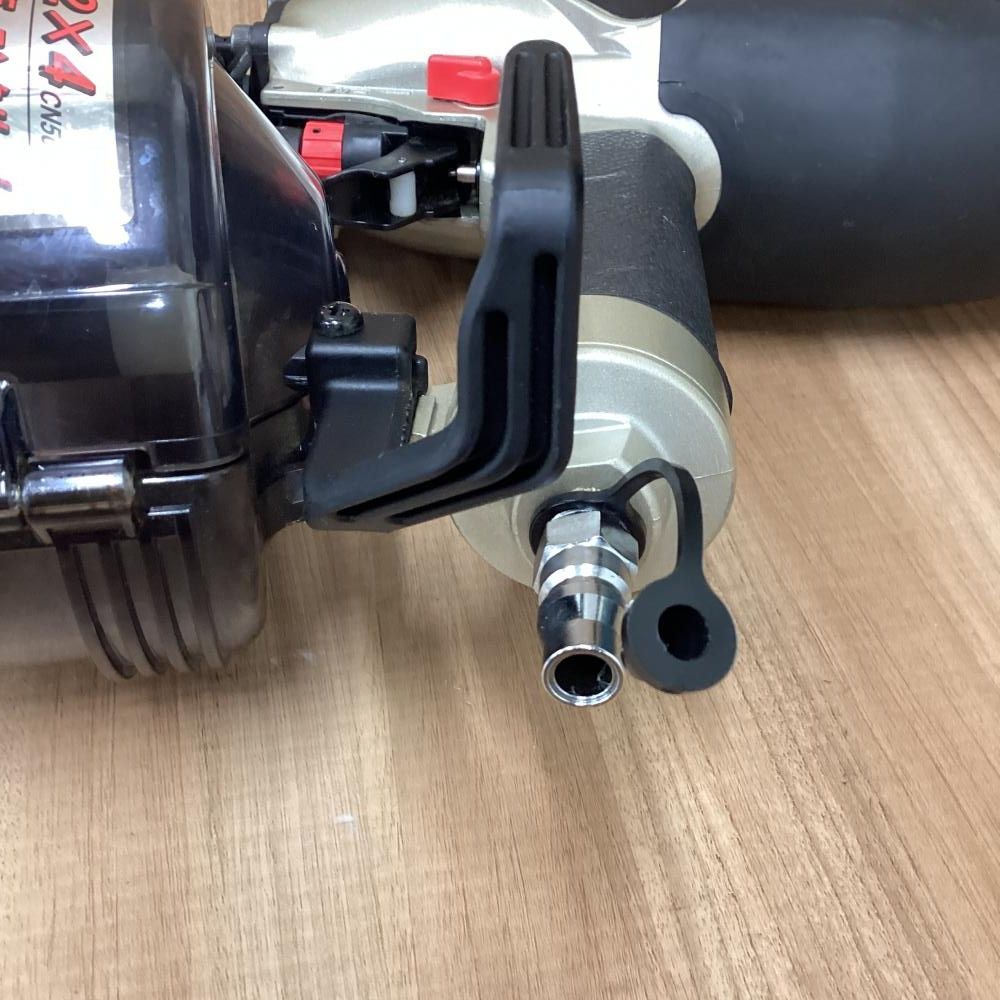 ロール釘打機 201