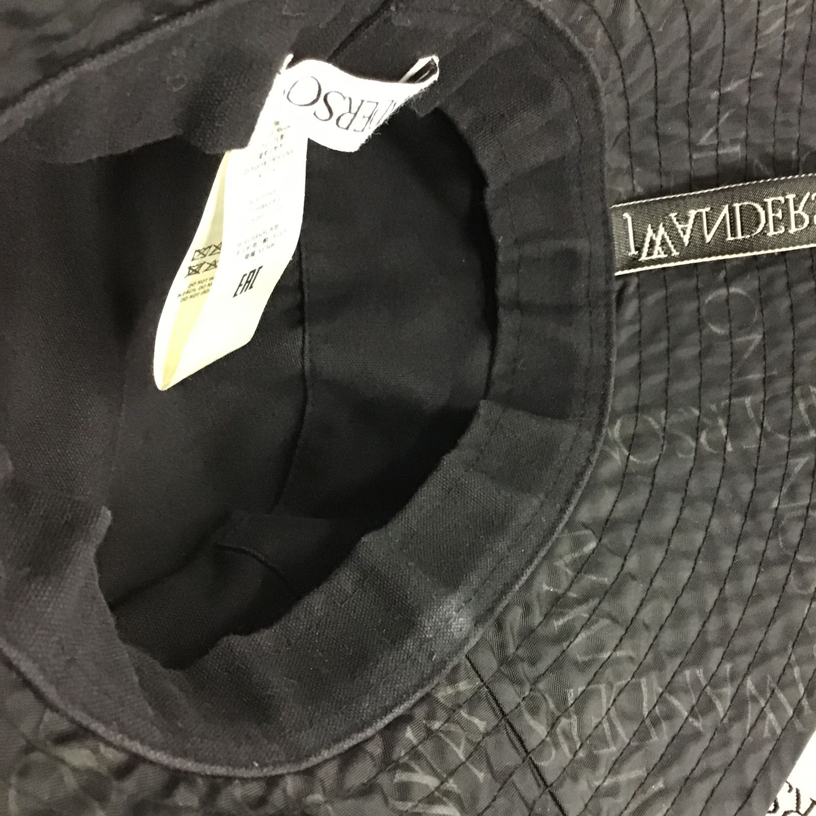 バケットハット