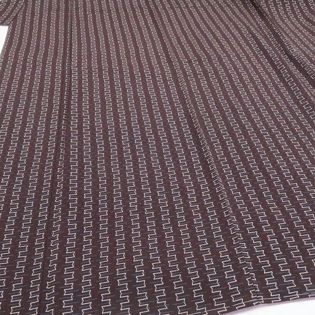 古今の風にその身を包み時は巡りて今にときめく 仕付け糸付