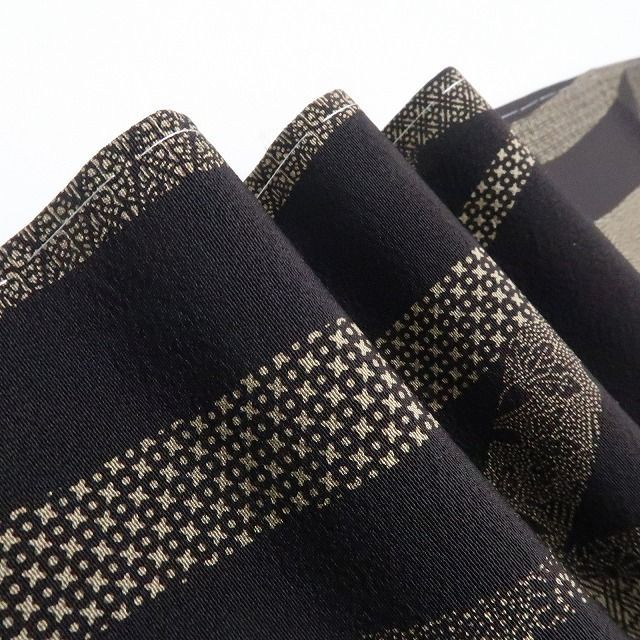 ❁tomihisa❁ 伝統工芸士 砂川健一 落款 着物 唯一無二へと高みを目指し今なお続く小紋の王道”正絹 仕付け糸付 江戸小紋 7325