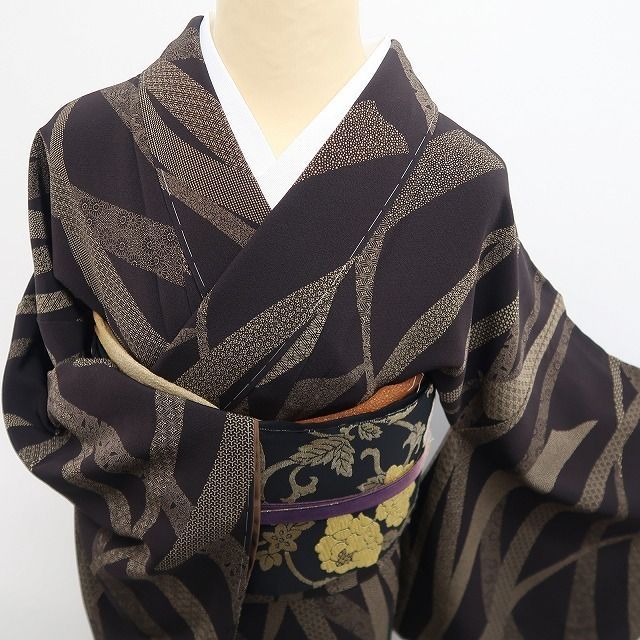 着物 へと高みを目指し今なお続く小紋の王道