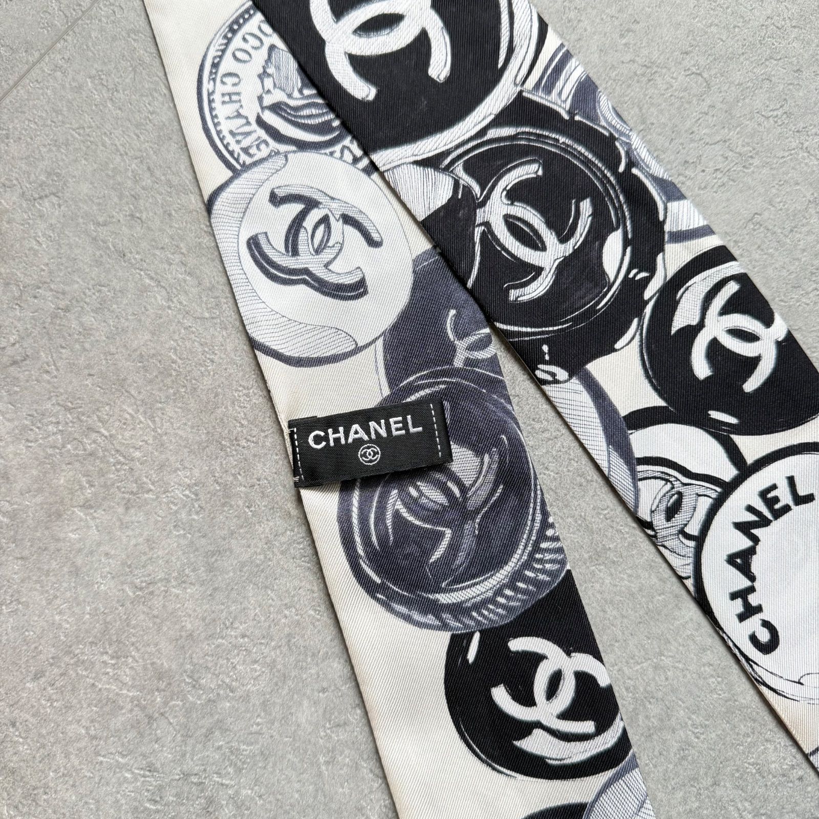 美品 CHANEL シャネル スカーフ ツイリーバンドー ブラック 黒 白 ココ 