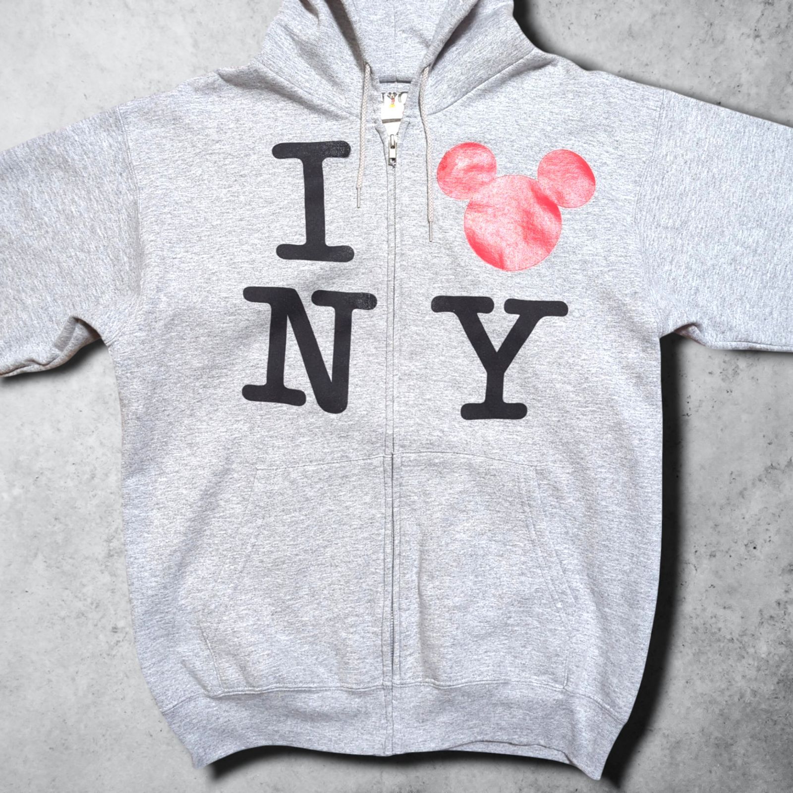 タグ付き未使用品I Love You Lots スウェット グレー Disney I LOVE NY NEWYORK MICKEY ミッキー Disney ディズニー アイラブ