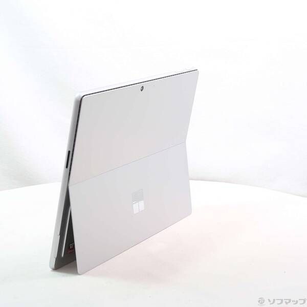 〔 品〕 Surface Pro 第11世代 〔Snapdragon X Plus 16 GB 〕 EP 2 29781 プラチナ 258