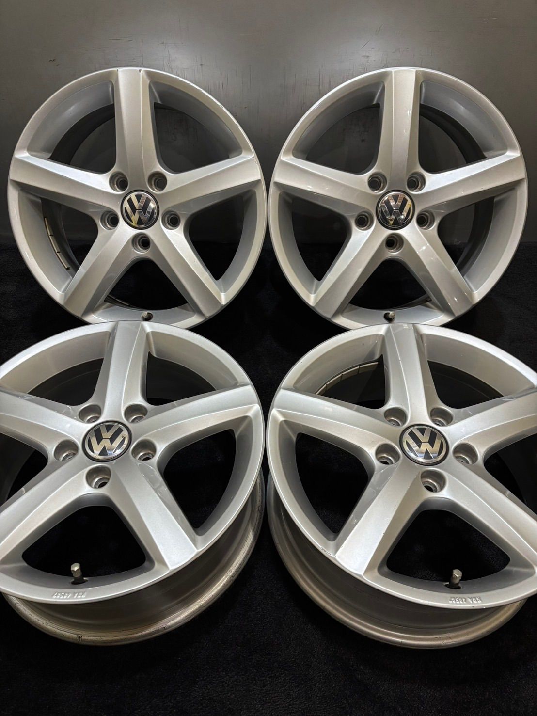 VW フォルクスワーゲン 16インチ 6 5 J 42 112 H アルミホイール 4本 ゴルフ パサート シロッコ 1 L