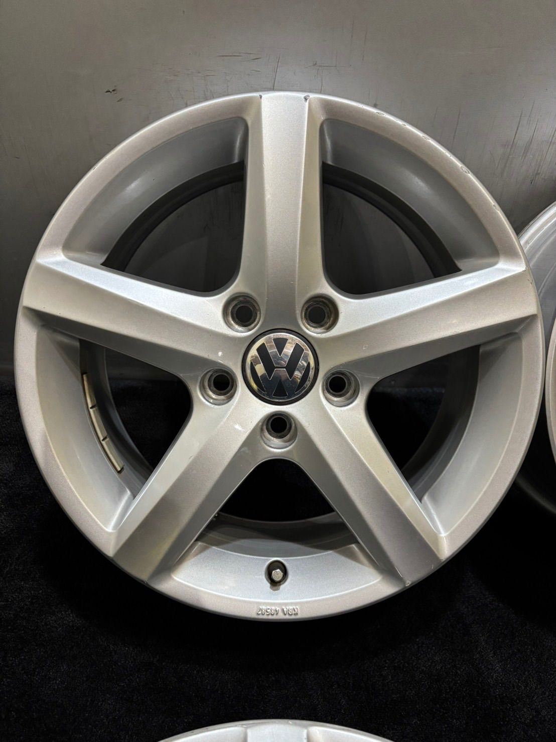 VW フォルクスワーゲン 16インチ 6 5 J 42 112 H アルミホイール 4本 ゴルフ パサート シロッコ 1 L