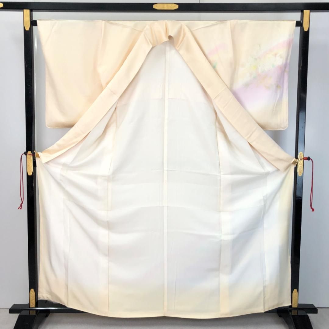 付下げ 手描き 花模様 暈し 金彩 薄卵色 K-5206