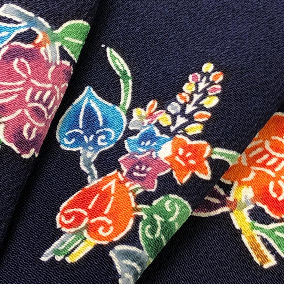 カラフル花柄型染め小紋　トールサイズ 小紋 型染 花模様 縮緬 青褐色 トールサイズ K-5149 - メルカリ