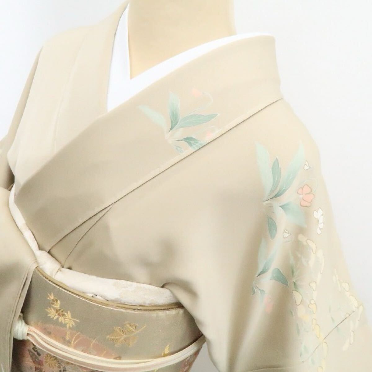 ❁tomihisa❁新品 金駒刺繍 着物 正絹“古典を仰いで和に染まり我を見