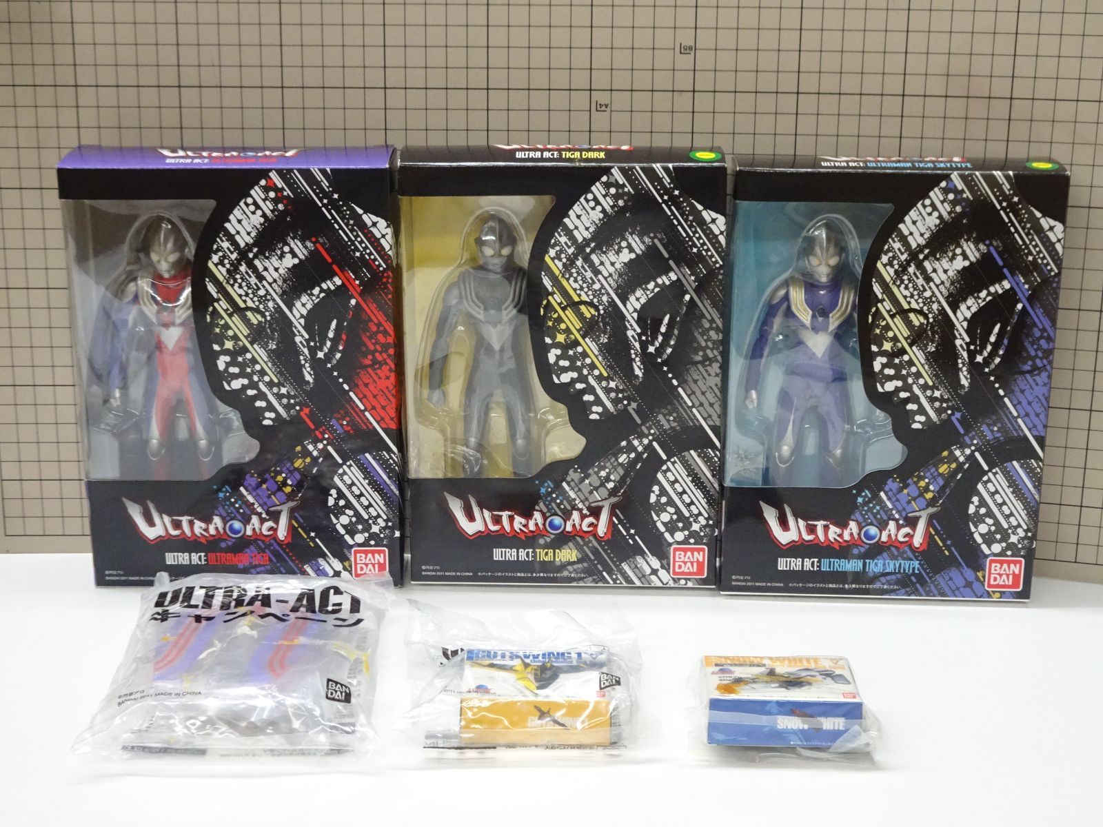 バンダイ ULTRA-ACT ウルトラマンティガ 3点セット ＋特典付 品