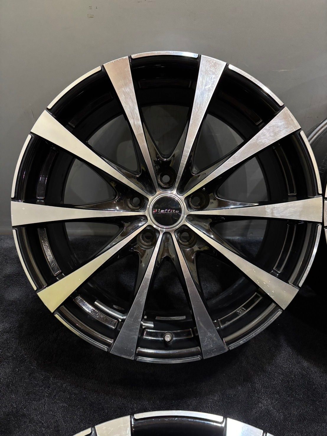 Laffite 18インチ 7 5 J 38 114 3 H アルミホイール 4本 アルファード ヴェルファイア ブラポリ 1 L
