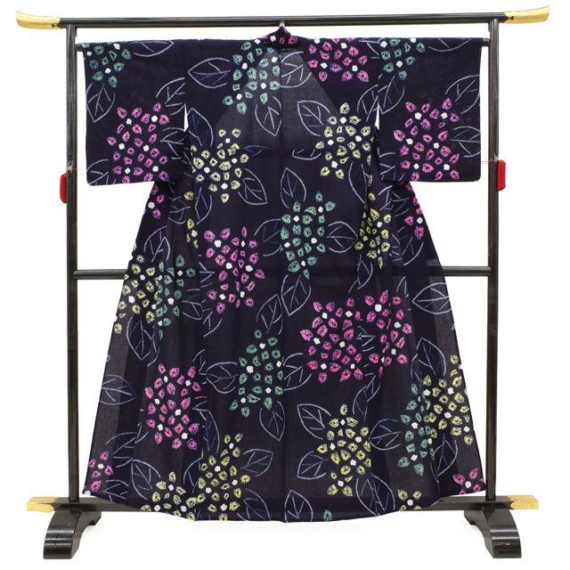 夏物 本場有松鳴海絞り 浴衣 リサイクル 有松 ゆかた 絞り 木綿 濃紺地 ダークネイビー 紫陽花 あじさい 花柄 カジュアル 夏 手縫い仕立て 有松絞り 夕涼み 花火大会 お祭 仕立て上がり 身丈161 裄丈66 Ｍサイズ みやがわ sb 16725